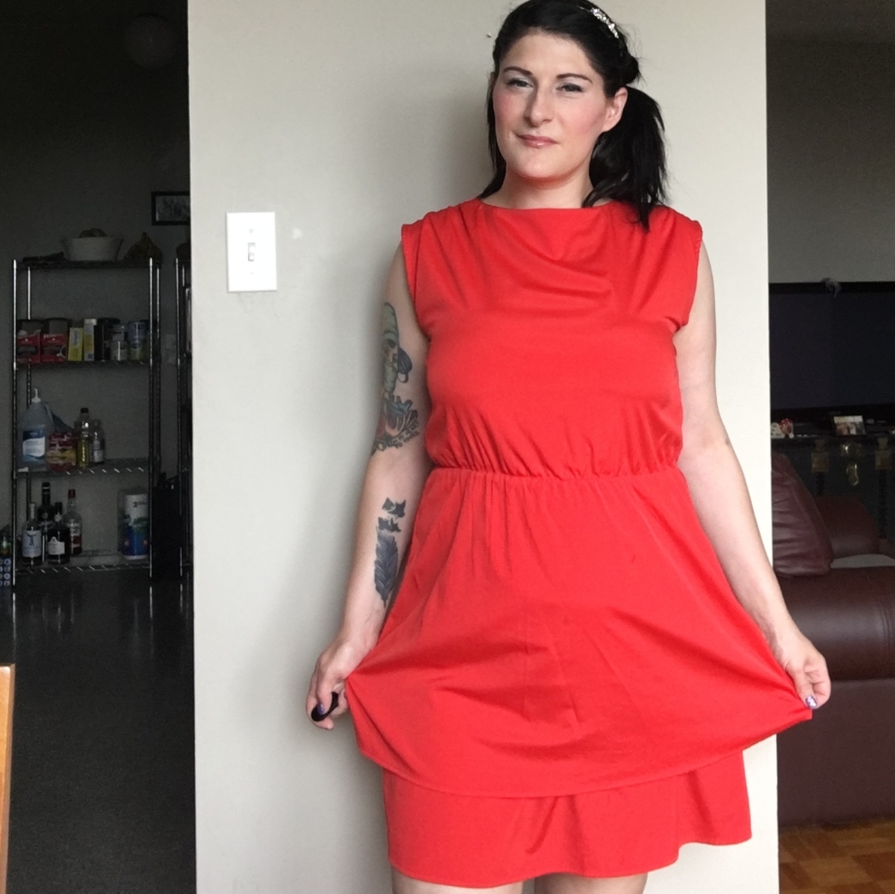H&M Divided red sleeveless dress